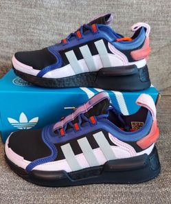 Size 5 Women's - Brand New Adidas NMD_V3 Shoes