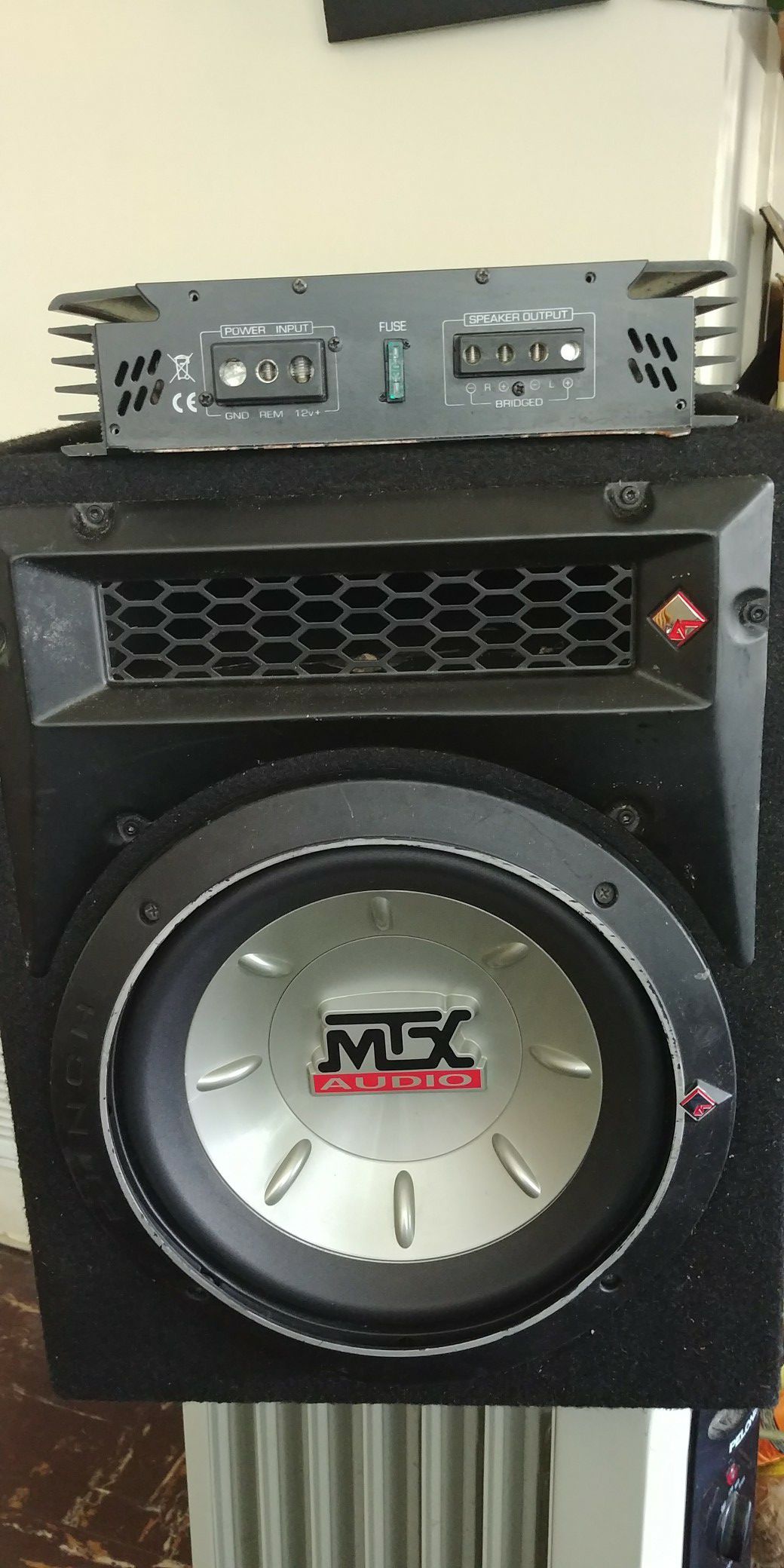 MTX 10" AUDIO 1000 Watts with vm AUDIO 1000 Watts amplifier