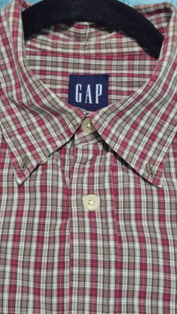 Gap Men's Plaid Long-Sleeve Button-Down Shirt