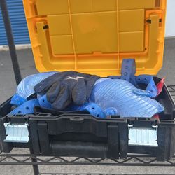 Work Gear With Dewalt Case 