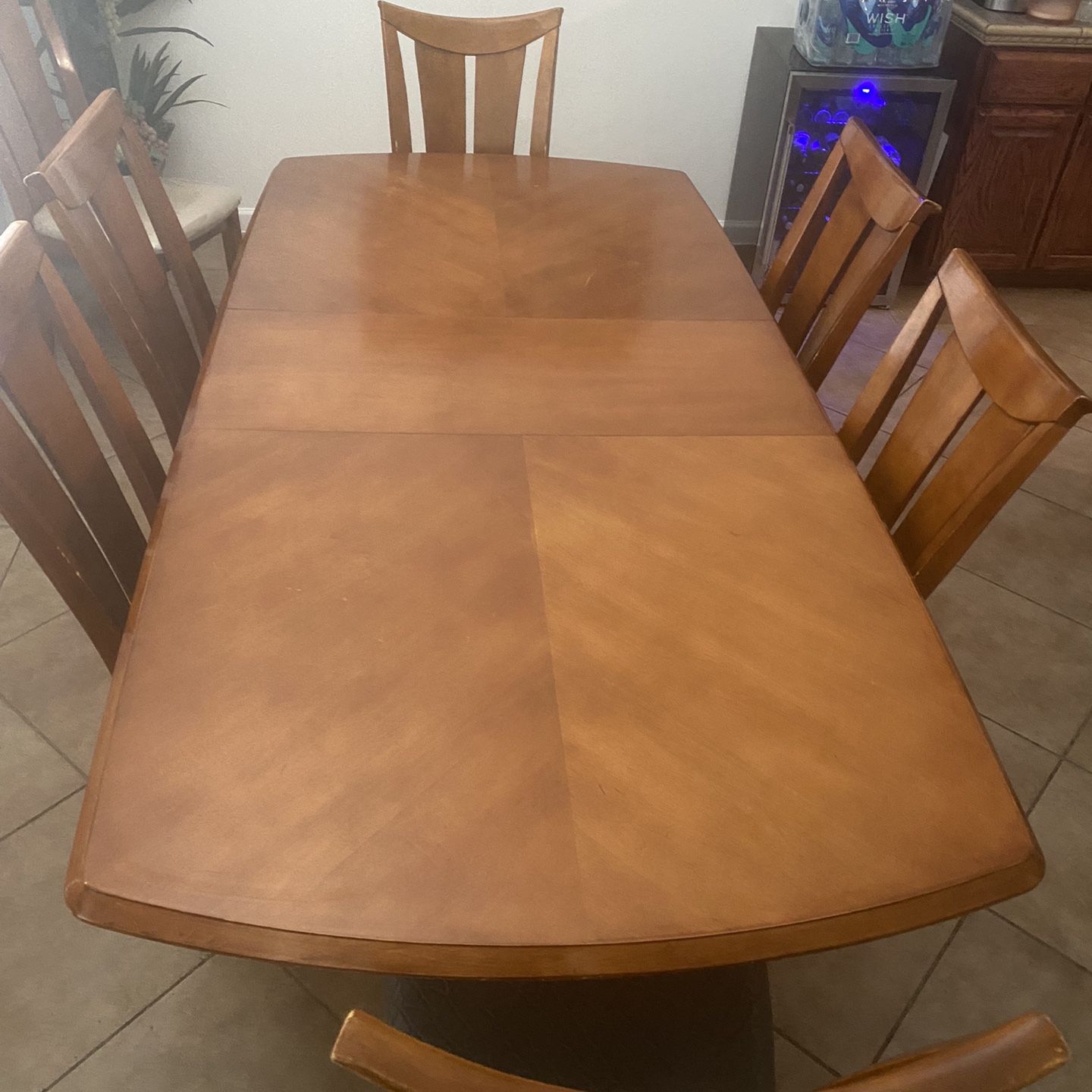 Dining Table W/ 6 Chairs 