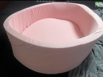 Ball pit