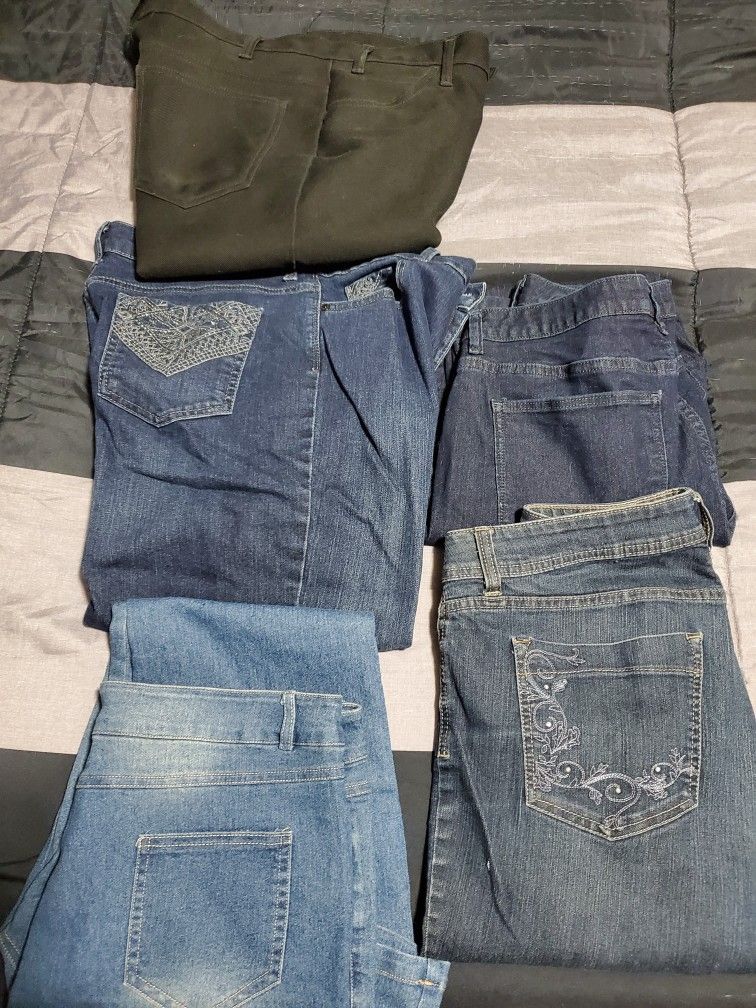 5 Pair Of Jeans. Size 14