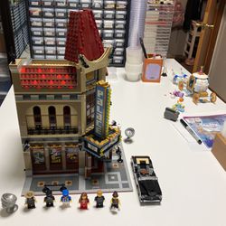 LEGO Modular 10232 Palace Cinema