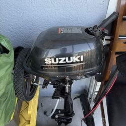 Suzuki 2.5 Outdoor Motor 