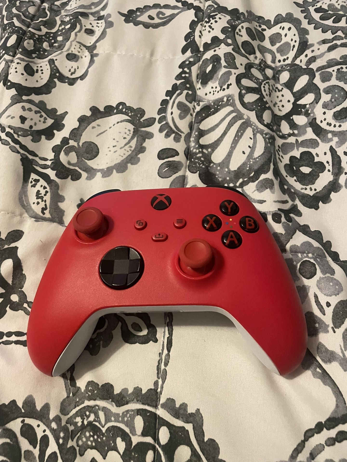 Red Xbox Controller