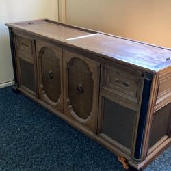 Stereo Console