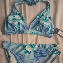 Two Piece Bathing Suit New  M / Traje De Ballo Nuevo
