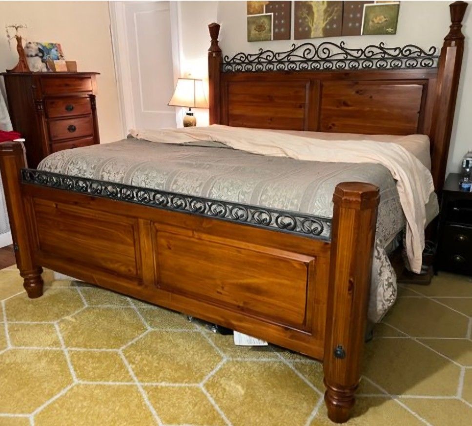 Thomas Kincaid Collection King Size Huge Bedroom Set Farmhouse Vintage