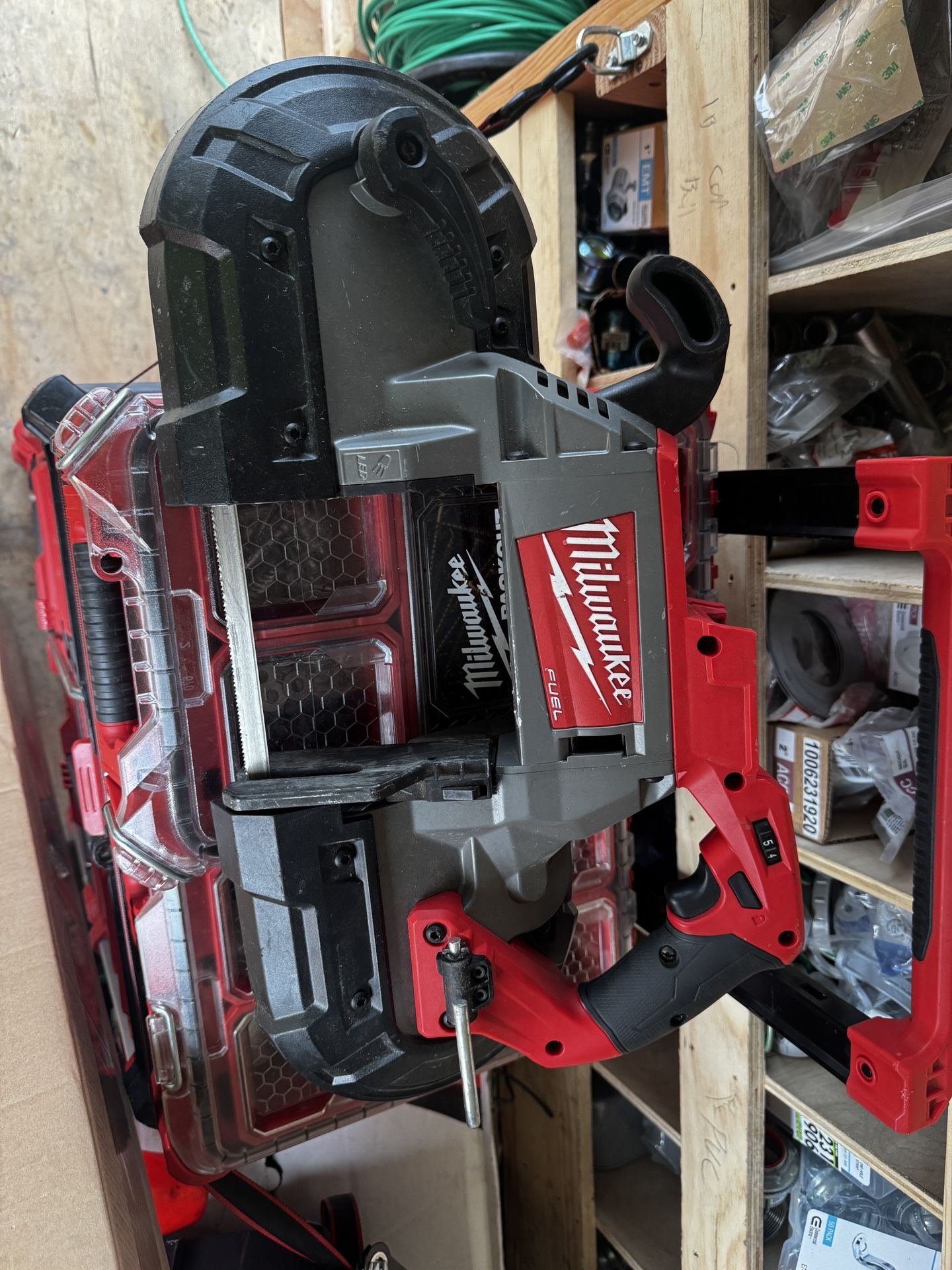 Milwaukee Bandsaw