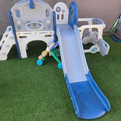 Kids Play Area W/slide