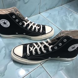 Converse. New. Size 10.