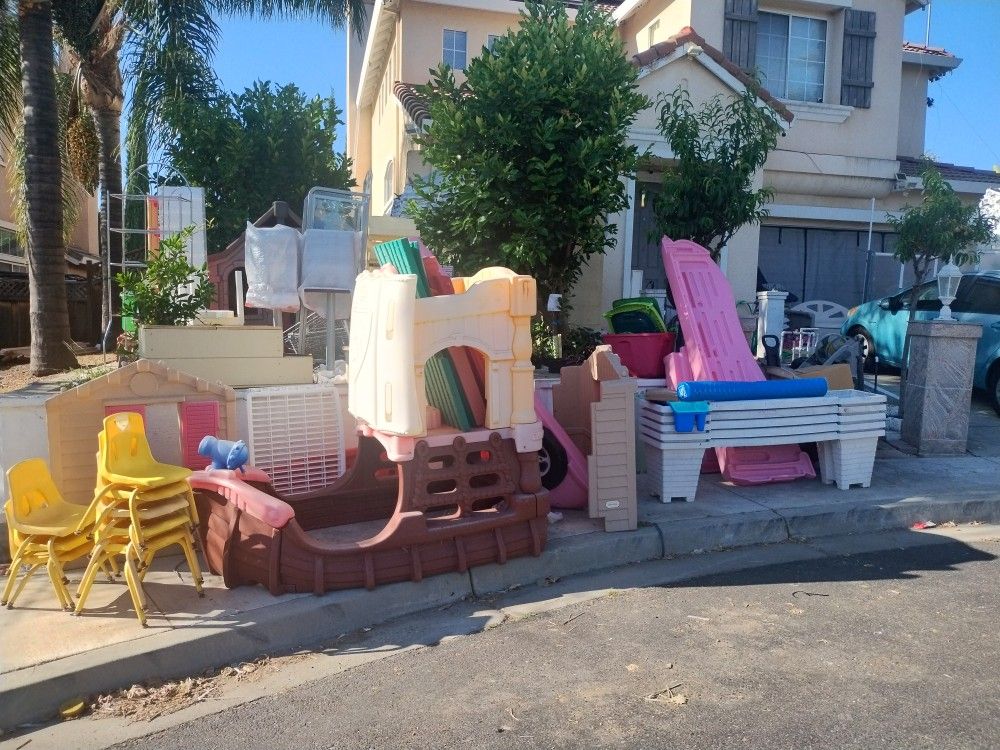 Bikes Toys Furnishings And More Huge Garage Sale San Jose 7/4-7/6 Come By!