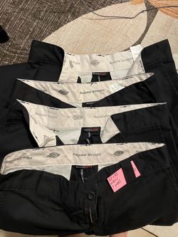 Men’s Dickies  32x32.  5 pairs.