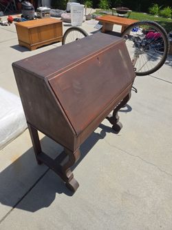 Antique Desser / Secretary