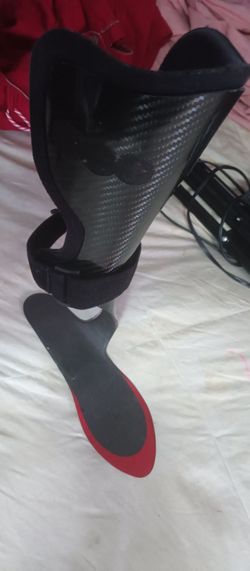 THRIVE ORTHOPEDICS CARBON FOOT BRACE