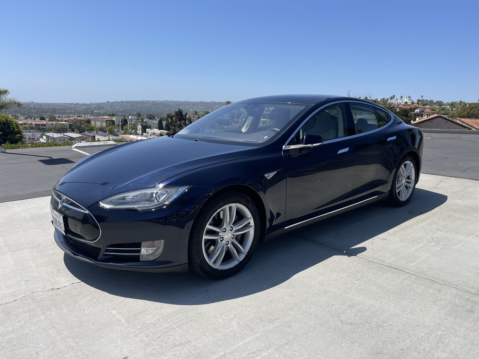 2014 Tesla Model S