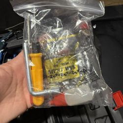 Mini Chainsaw With 2 Batteries Easy To Use 