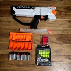 Nerf Rival Hera Blaster Bundle – Dual Trays (D & C), Batteries & 30 Rounds Included