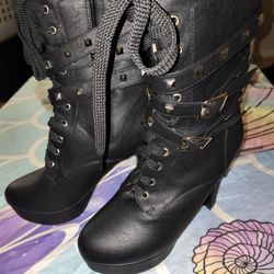 Black Boots Size 8