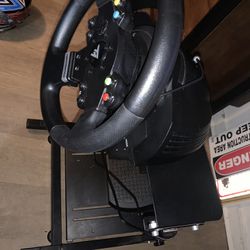 thrustmaster steering wheel for gaming 