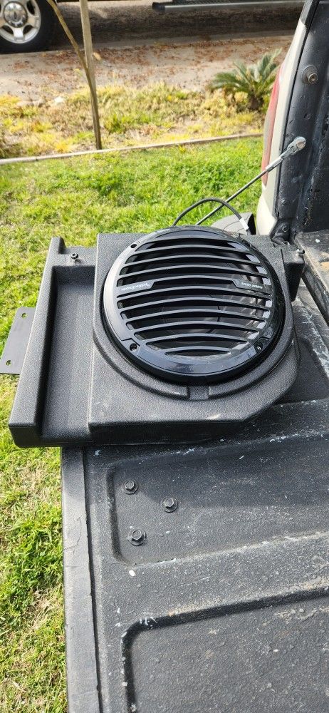 Rockford Fosgate Sub Box And Subwoofer