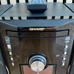 Sharp CD Center With Remote Very Good Condition 