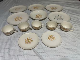 Vintage Golden Wheat Pattern 22K Gold Dinner Set Homer Laughlin Dishes