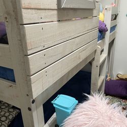 Children’s bunkbed
