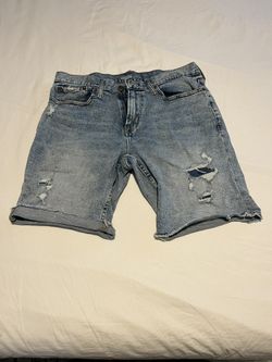 Men’s Old Navy Jean Shorts Size 33
