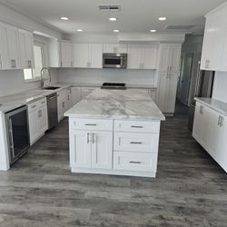 Solid Wood Cabinets And Counter Tops 
