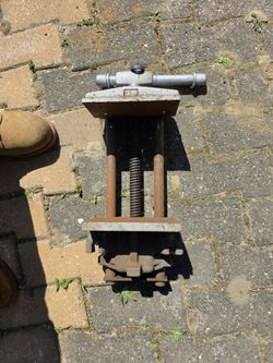 Wood vise