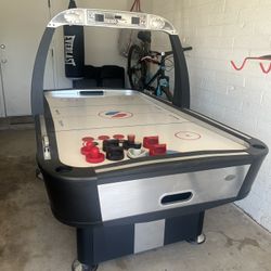 Air Hockey Table 
