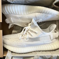 Yeezy Cream White 