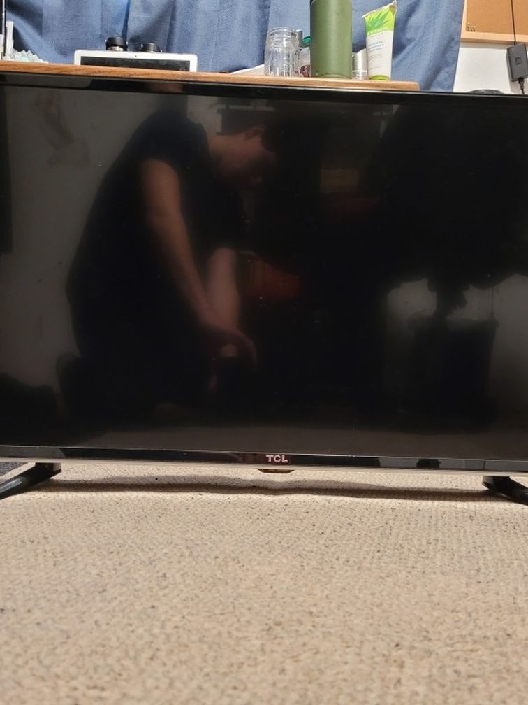 TCL Roku Tv 32 Inches