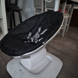 Mamaroo Baby Swing