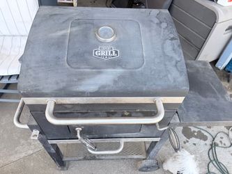 Charcoal grill