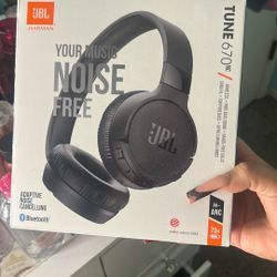 JBL headphones 