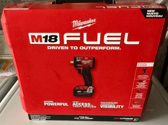 Milwaukee M18 Fuel 18v 1/2 inch compact impact wrench driver