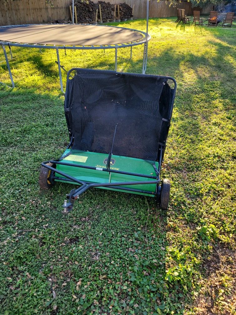 John Deere Leaf Vacuum