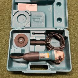 Makita 4 Inch Angle Grinder With Case