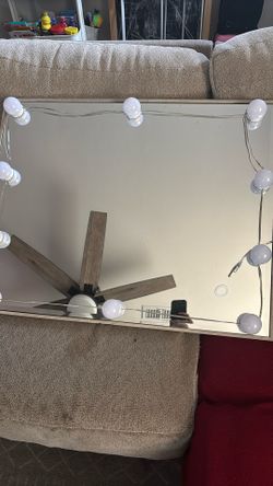 Vanity Mirror With LED Lights
