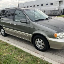 2003 KIA Sedona