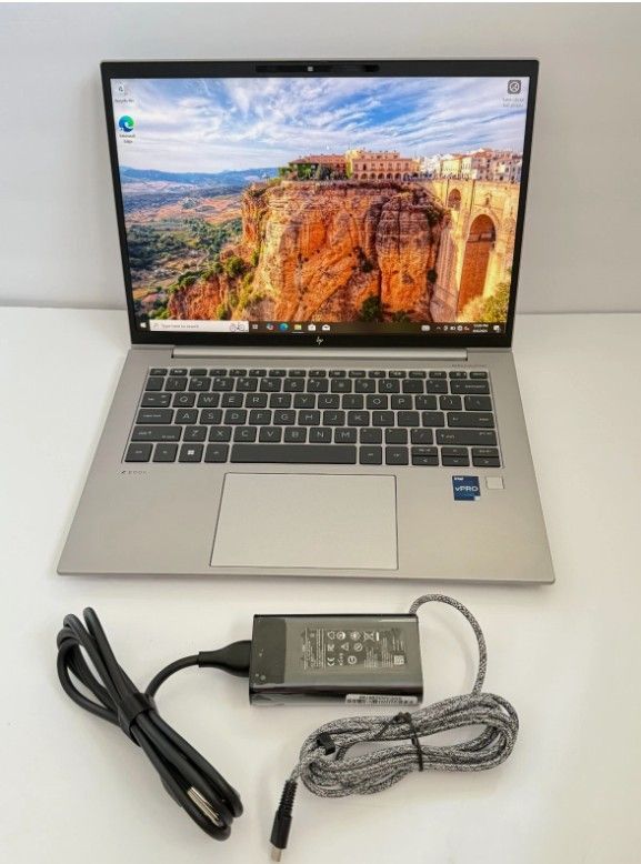 HP ZBook Firefly 14 inch G9 Laptop i7 1265U 1.80GHz 1TB SSD 32GB RAM