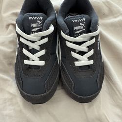 New Puma Toddler Shoes Size 7