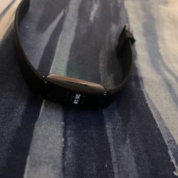 Fitbit Gently Used Good As New With Charger