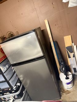 Free fridge broken
