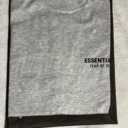 Essentials Shirt 