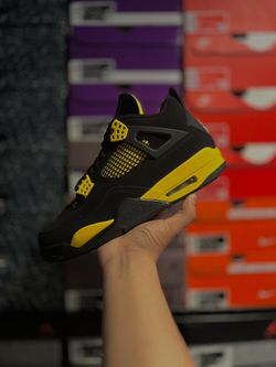 Jordan 4 “Thunder”
