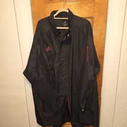 Adidas 2XL Men's Black Golf Jacket with Maroon Accents